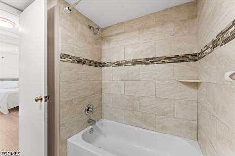 6142 Whiskey Creek Dr 611, Fort Myers FL - photo 14 of 29