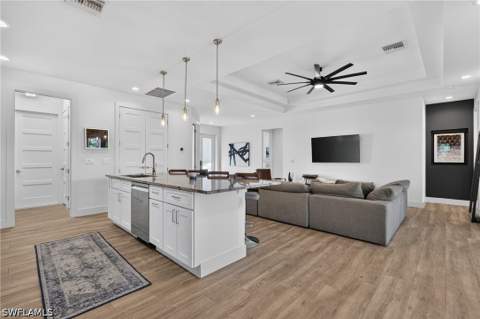 24476 Mountain View Dr, Bonita Springs FL - photo 16 of 44