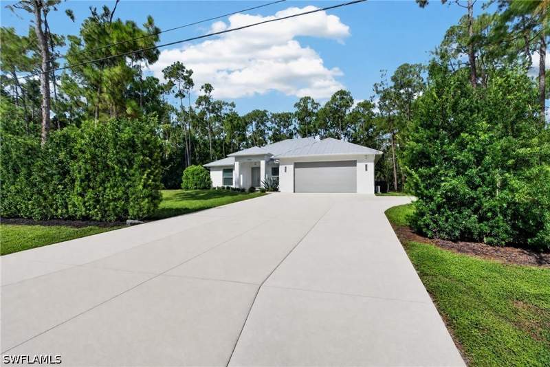 3 bedroom SingleFamilyResidence at 24476 Mountain View Dr, San Carlos Estates, Bonita Springs — photo 2