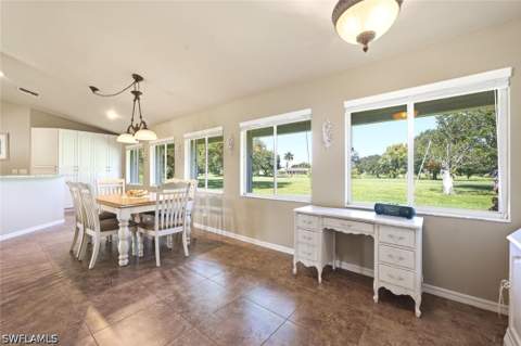 112 Bordeaux Ct, Naples FL - photo 11 of 34