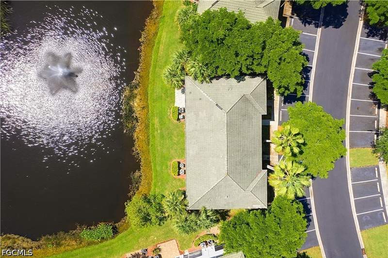 2 bedroom Townhouse at 10035 Spyglass Hill Ln, Cypress Landing, Fort Myers — photo 4
