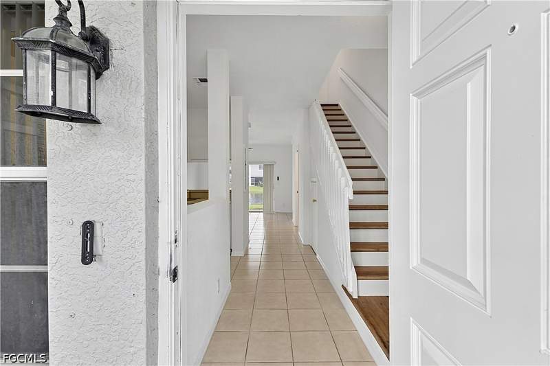 2 bedroom Townhouse at 10035 Spyglass Hill Ln, Cypress Landing, Fort Myers — photo 5