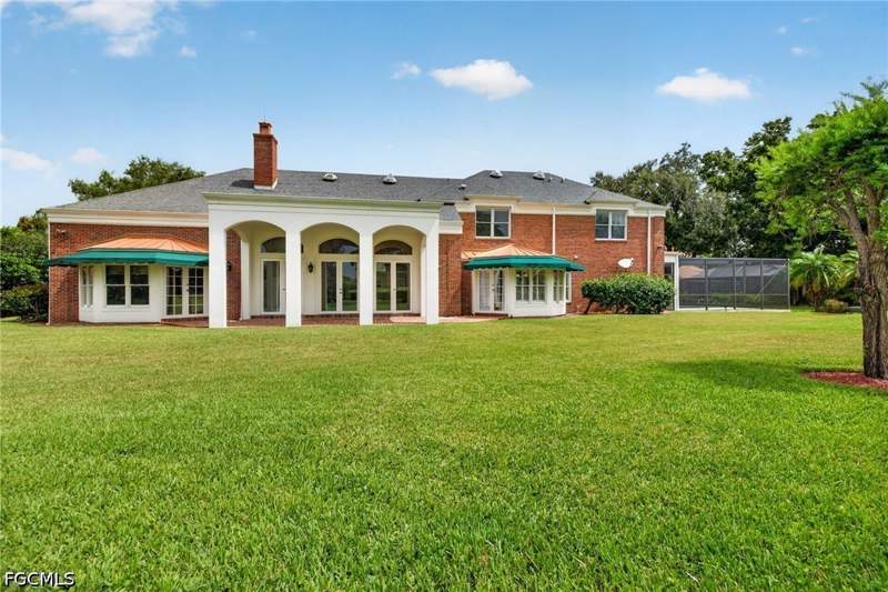 4 bedroom SingleFamilyResidence at 23 Winewood Ct, Carillon Woods, Fort Myers — photo 2