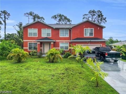 5562 Benton St, Lehigh Acres FL - photo 6 of 39