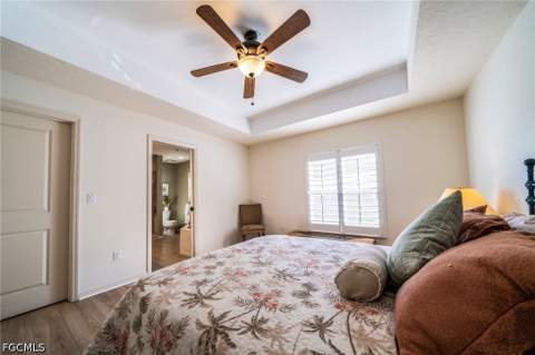 10041 Lake Cove Dr 202, Fort Myers FL - photo 14 of 37