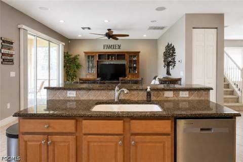 10471 Winged Elm Ln, Fort Myers FL - photo 11 of 50