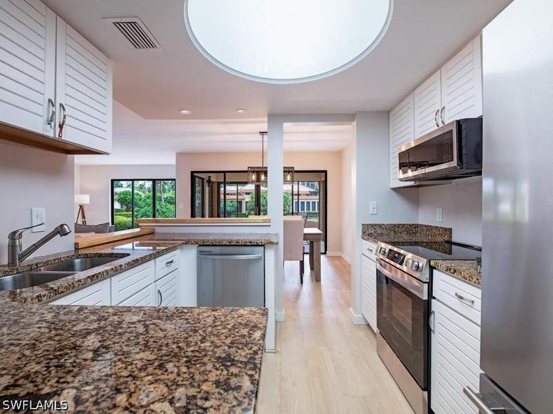 2 bedroom Condominium at 6710 Pelican Bay Blvd 412, Interlachen, Naples — photo 5