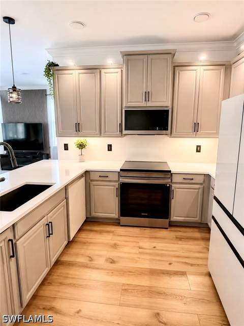 15338 Summit Place Cir 163, Naples FL - photo 8 of 40