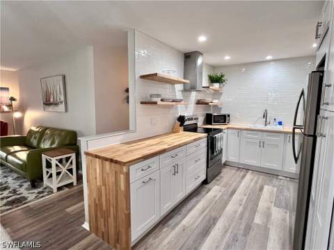 186 Harrison Rd H4, Naples FL - photo 7 of 34