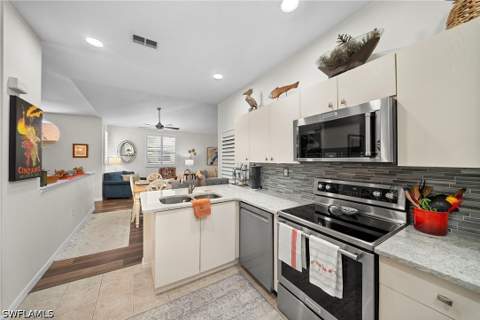 15551 Bellamar Dr 1321, Fort Myers FL - photo 9 of 18