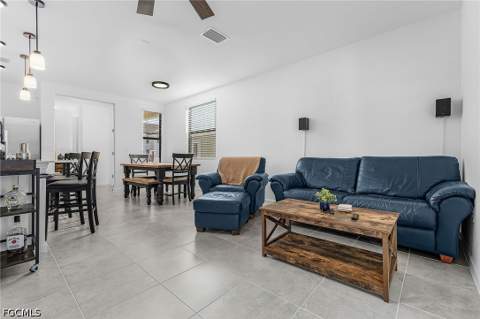1682 Lake Jessup Cir, Cape Coral FL - photo 8 of 32
