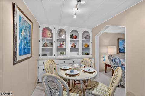 633 Forest Palm Ct, North Fort Myers FL - photo 10 of 38
