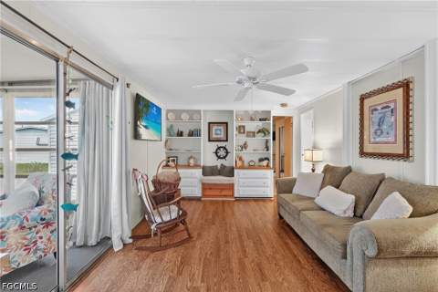 633 Forest Palm Ct, North Fort Myers FL - photo 17 of 38