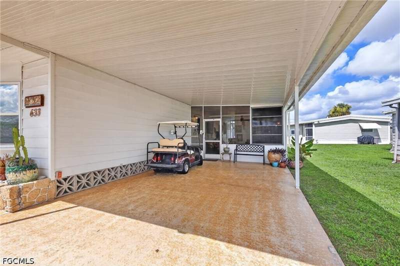 2 bedroom ManufacturedHome at 633 Forest Palm Ct, Forest Park Mobile Home, North Fort Myers — photo 3