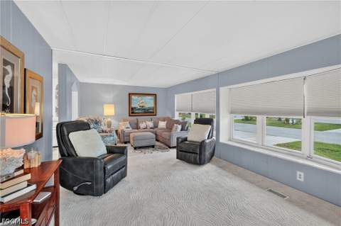 633 Forest Palm Ct, North Fort Myers FL - photo 8 of 38