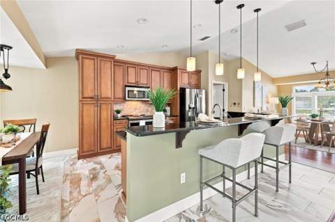 6037 Birnam Wood Ln, Fort Myers FL - photo 6 of 30