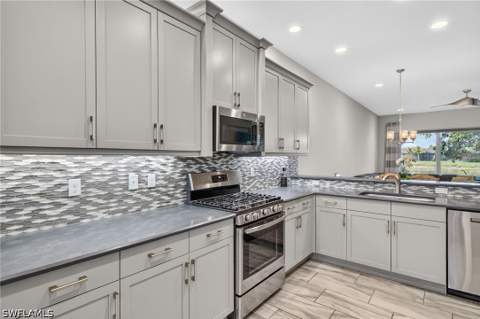 28405 Abruzzo Dr, Bonita Springs FL - photo 15 of 48