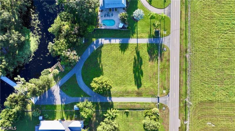 3 bedroom SingleFamilyResidence at 3200 Fort Denaud Rd, Labelle, Labelle — photo 3