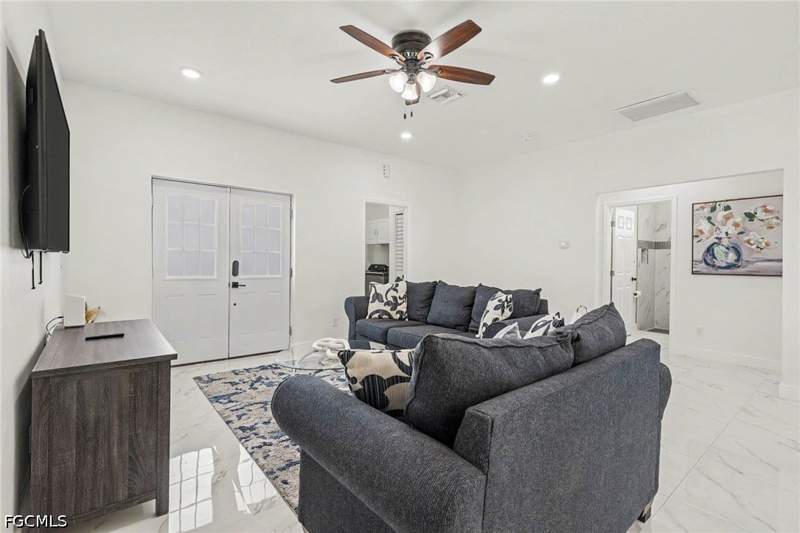 3 bedroom SingleFamilyResidence at 4108 4th St W, Lehigh Acres, Lehigh Acres — photo 5