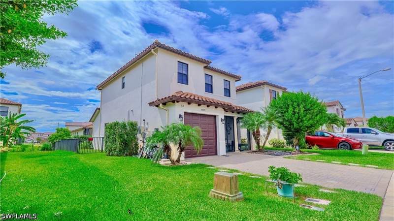 3 bedroom SingleFamilyResidence at 5529 Aquila Ave, Silverwood At Ava Maria, Ave Maria — photo 2