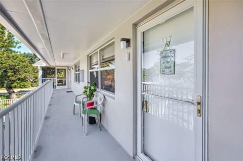 601 Periwinkle Way D-7, Sanibel FL - photo 10 of 27