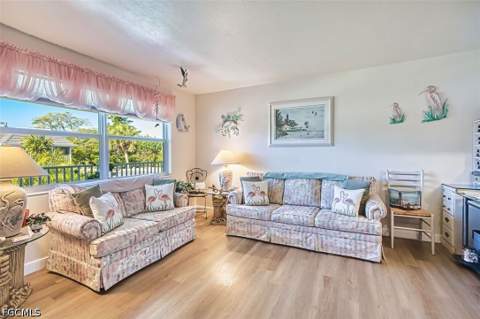 601 Periwinkle Way D-7, Sanibel FL - photo 14 of 27