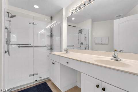 12130 Summergate Cir 104, Fort Myers FL - photo 16 of 27
