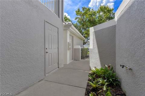 12130 Summergate Cir 104, Fort Myers FL - photo 22 of 27