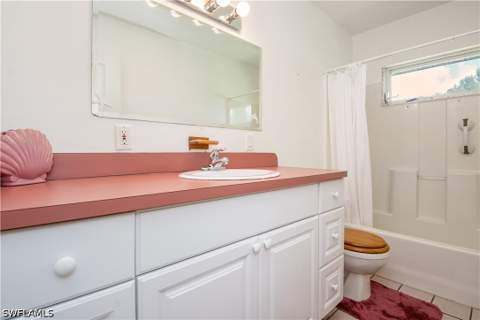 1285 Driftwood Dr, North Fort Myers FL - photo 17 of 23