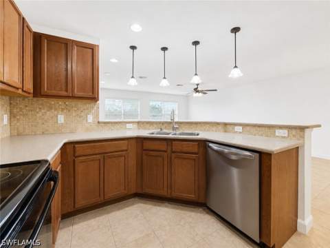 15120 Piping Plover Ct 102, North Fort Myers FL - photo 8 of 21