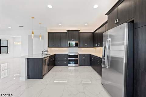 11604 Meadowrun Cir, Fort Myers FL - photo 23 of 50