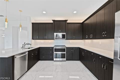 11604 Meadowrun Cir, Fort Myers FL - photo 24 of 50