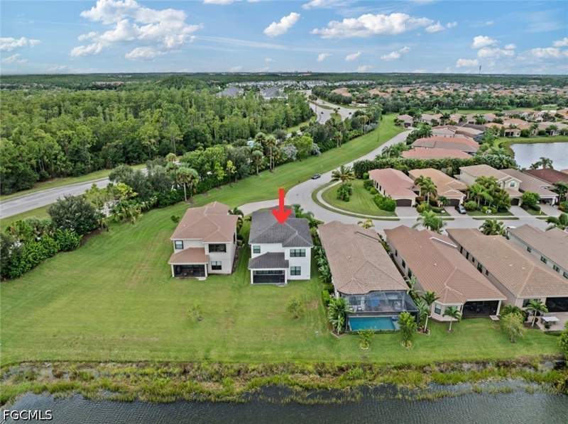 5 bedroom SingleFamilyResidence at 11604 Meadowrun Cir, Marina Bay, Fort Myers — photo 3