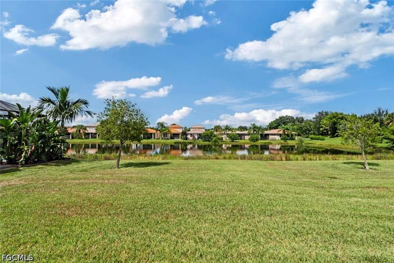 5 bedroom SingleFamilyResidence at 11604 Meadowrun Cir, Marina Bay, Fort Myers — photo 4