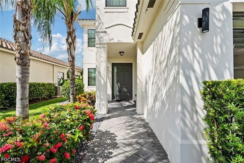 5 bedroom SingleFamilyResidence at 11604 Meadowrun Cir, Marina Bay, Fort Myers — photo 5