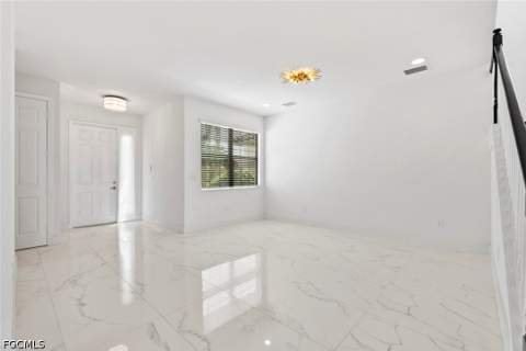 11604 Meadowrun Cir, Fort Myers FL - photo 7 of 50