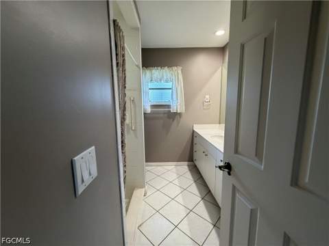 8199 Boonesboro Rd, North Fort Myers FL - photo 16 of 28