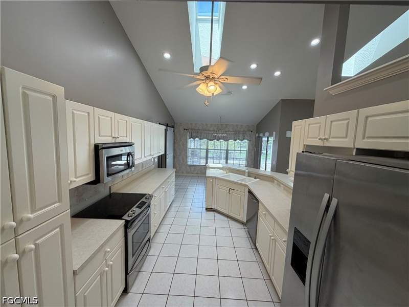 4 bedroom SingleFamilyResidence at 8199 Boonesboro Rd, North Fort Myers, North Fort Myers — photo 2