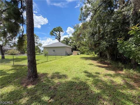 8199 Boonesboro Rd, North Fort Myers FL - photo 24 of 28