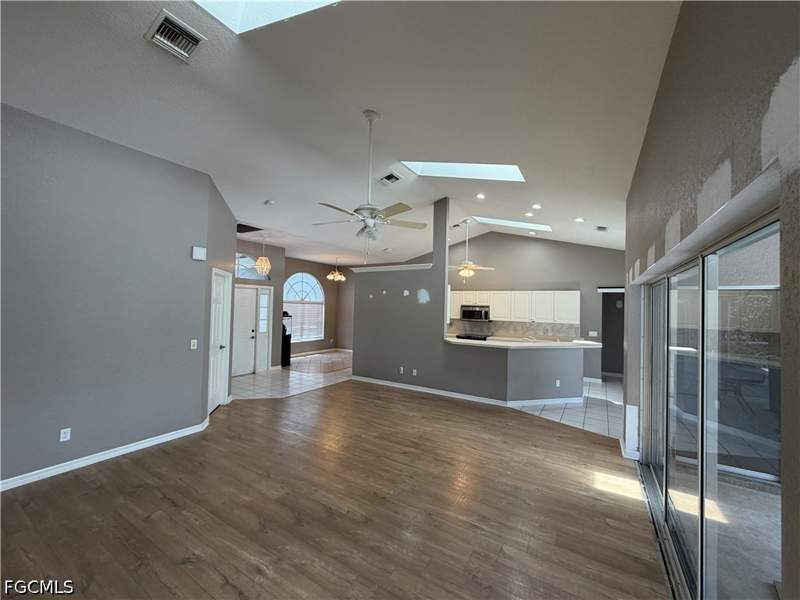 4 bedroom SingleFamilyResidence at 8199 Boonesboro Rd, North Fort Myers, North Fort Myers — photo 4
