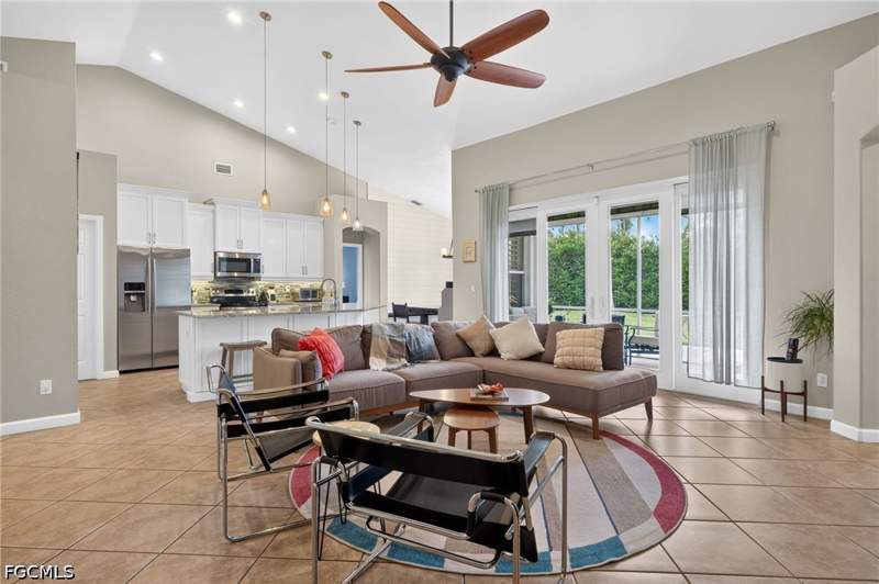 4 bedroom SingleFamilyResidence at 14034 Image Lake Ct, Reflection Lakes, Fort Myers — photo 3