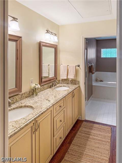 776 Eagle Creek Dr 303, Naples FL - photo 21 of 27