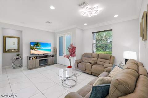 543 20th St SE, Naples FL - photo 7 of 30