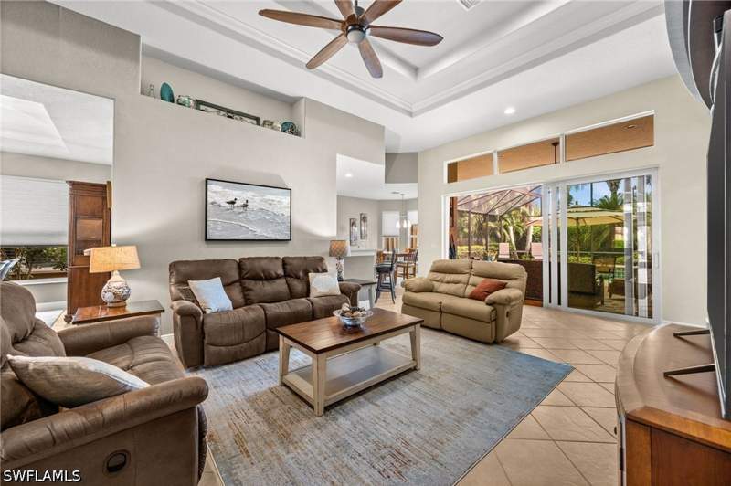 3 bedroom SingleFamilyResidence at 19896 Casa Verde Way, Belle Lago, Estero — photo 2