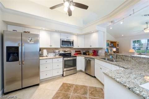 3651 Kent Dr, Naples FL - photo 17 of 39