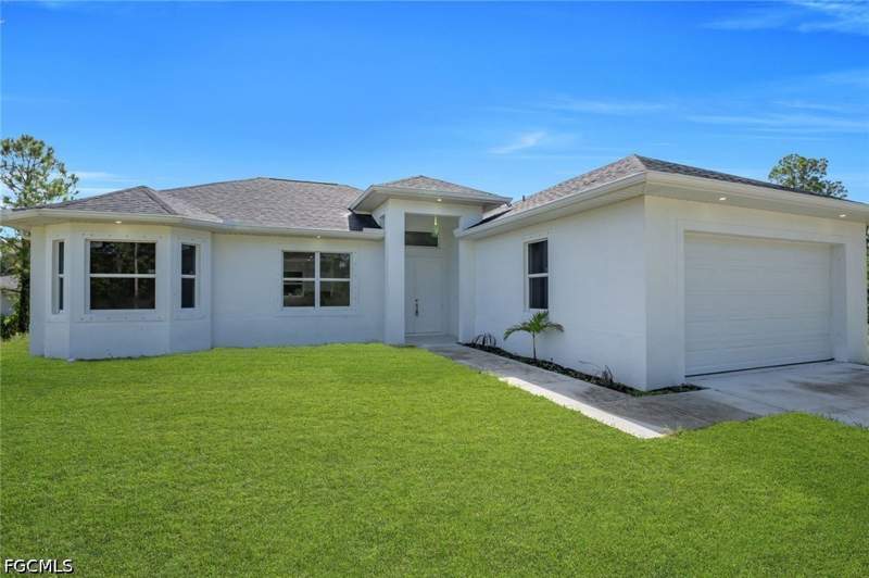 3 bedroom SingleFamilyResidence at 523 Harry Thayer Ave S, Lehigh Acres, Lehigh Acres — photo 3