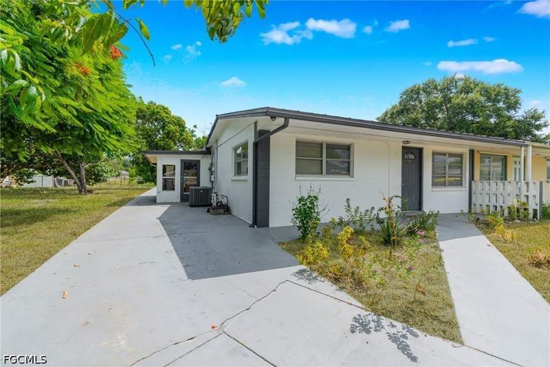3 bedroom SingleFamilyResidence at 1099 Vineyard Pl, Lehigh Acres, Lehigh Acres — photo 5