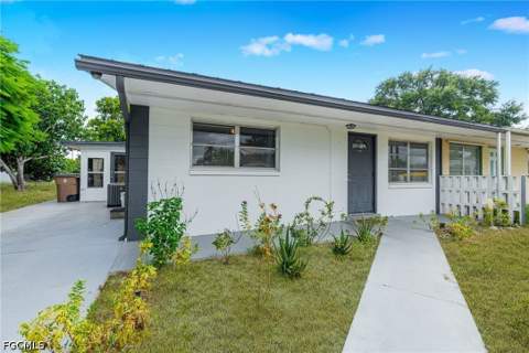 1099 Vineyard Pl, Lehigh Acres FL - photo 6 of 29