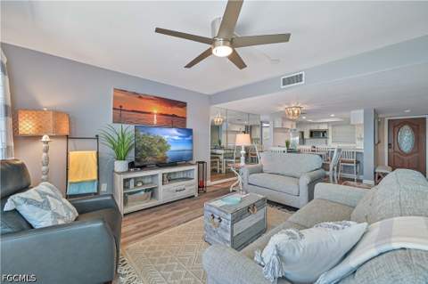 4647 SE 17th Pl 105, Cape Coral FL - photo 22 of 39