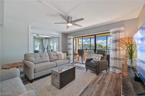 4647 SE 17th Pl 105, Cape Coral FL - photo 6 of 39